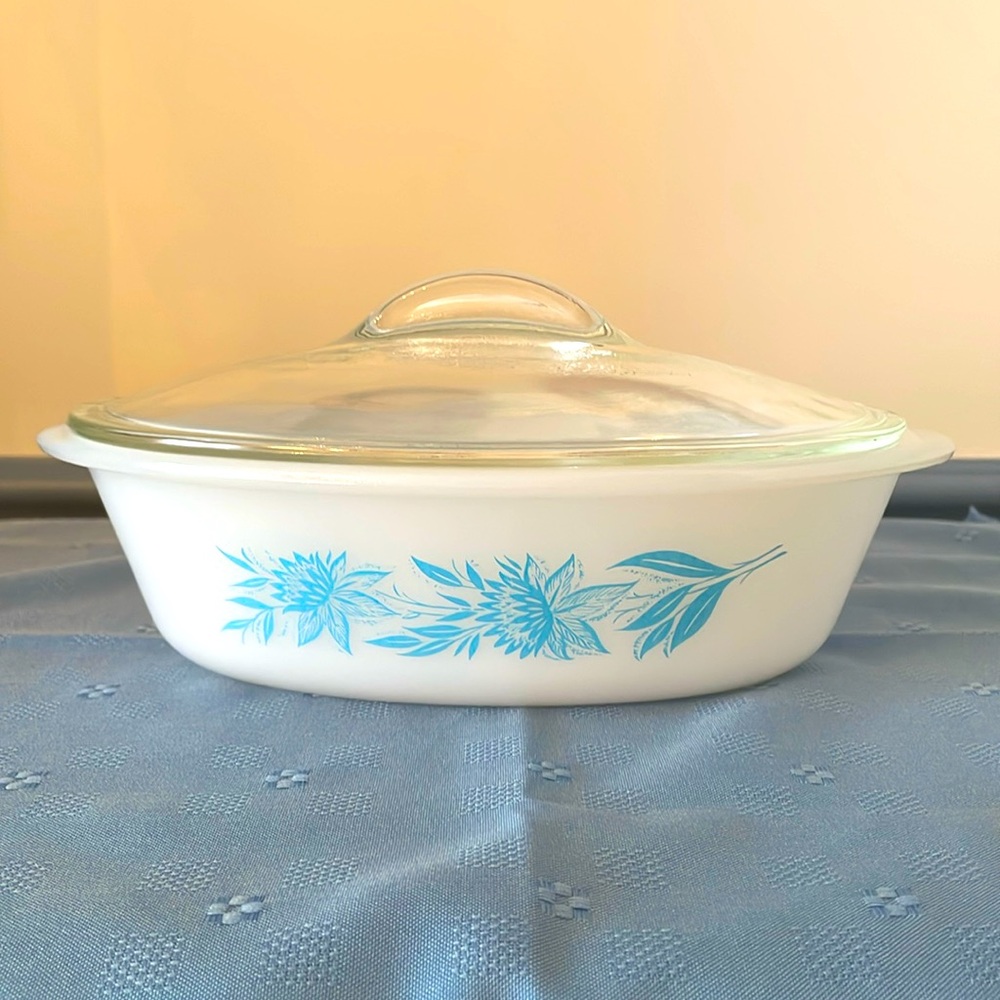 Glasbake J235 1 Qt Jeannette Blue Thistle